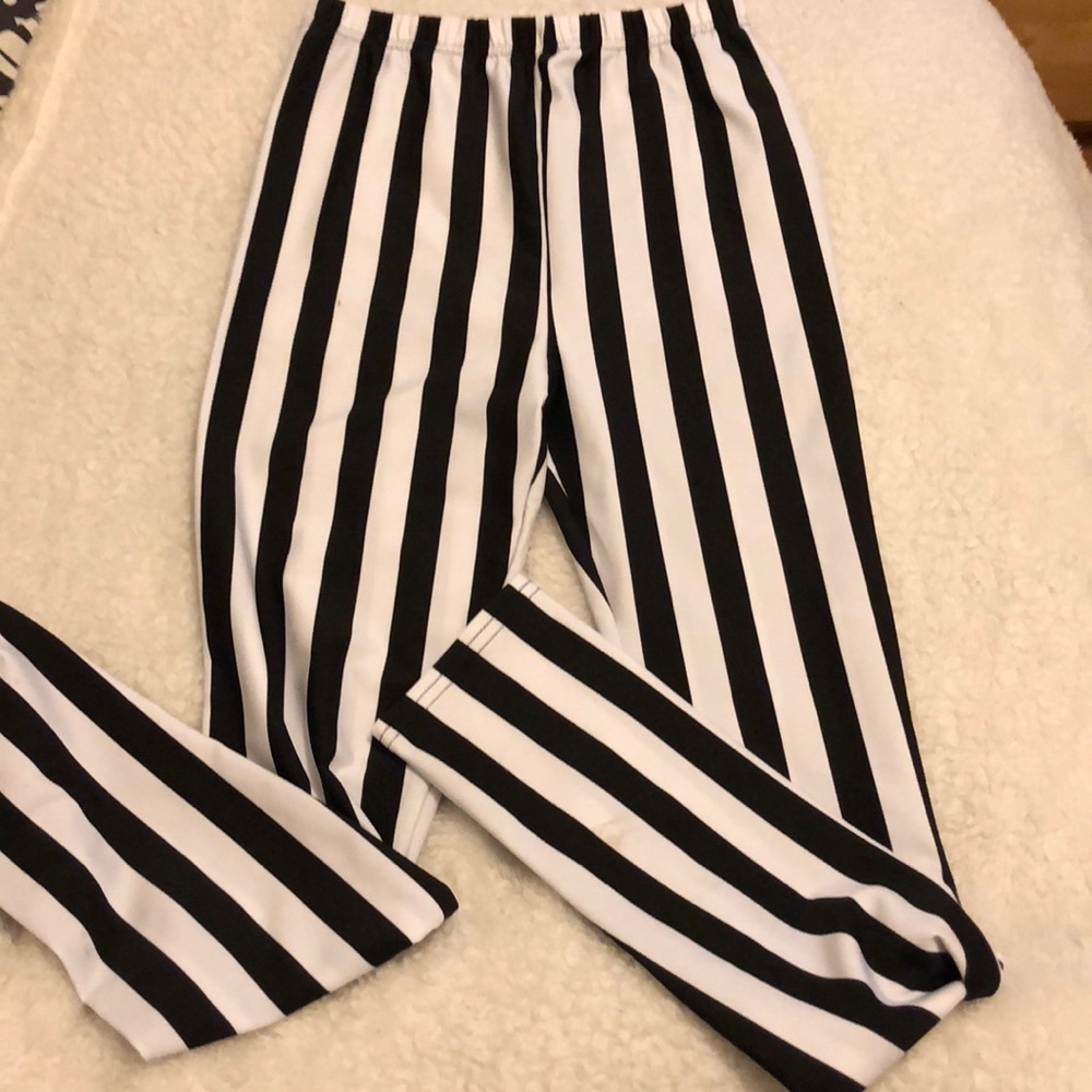 Stripped leggings